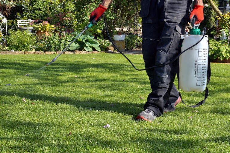 About AAA Lawn Tech